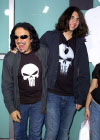 Gene Simmons y su hijo Nicholas en la premier de  The Punisher